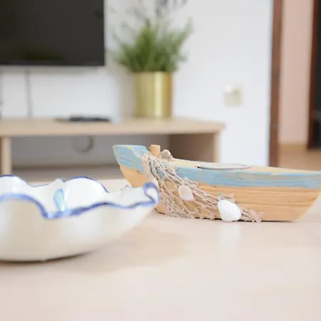 Marina Apartment *
