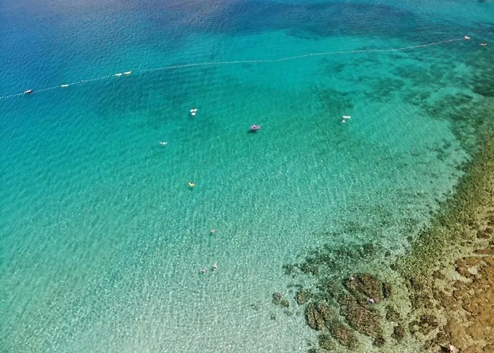 アパート Marina *