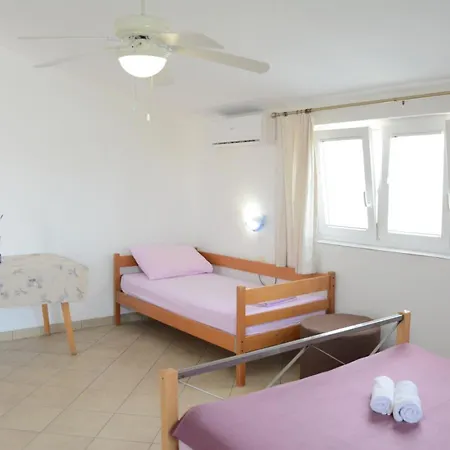 Marina Apartman Razanac
